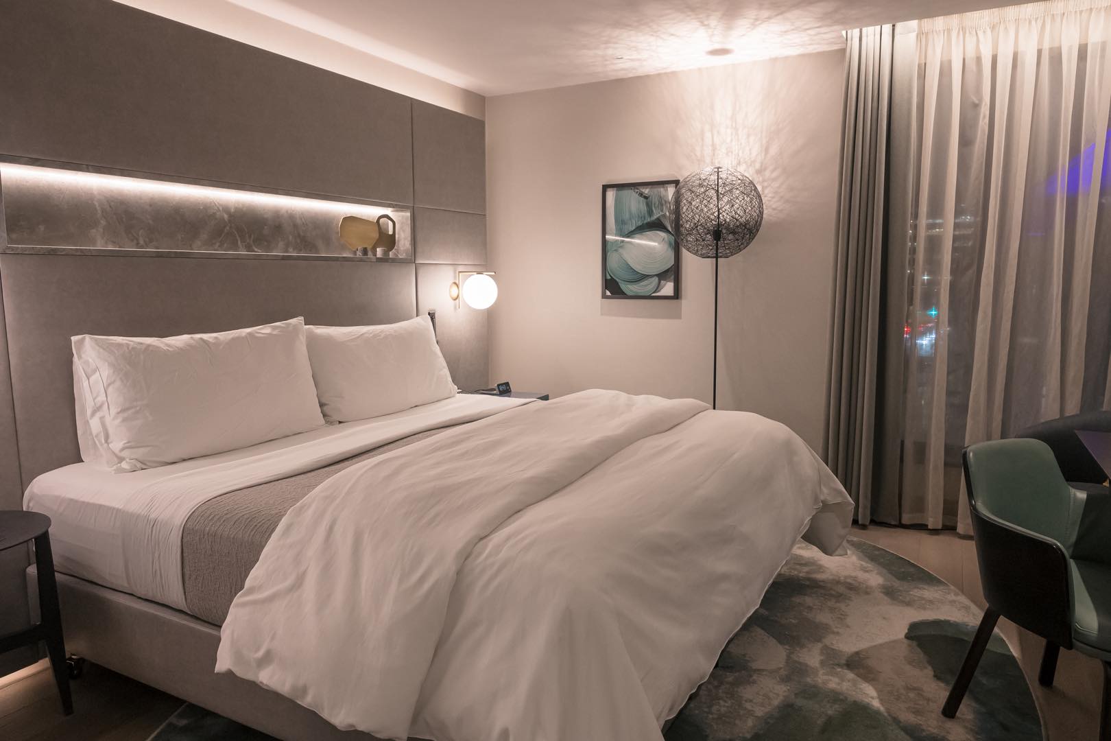 ウェスティンロンドンシティの客室（シグネチャー ルーム キングベッド）